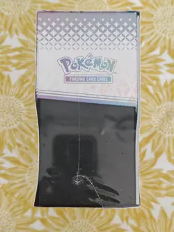 Pokemon TCG Scarlet and Violet Prismatic Evolutions Elite Trainer Box New Sealed - Image 3