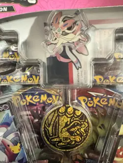 Pokemon TCG Celebrations Lance's Charizard V and Dark Sylveon V Collection Box - Image 5