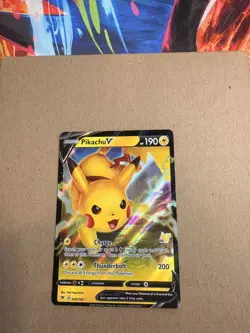 Pokemon TCG Vivid Voltage Pikachu V 043/185 Rare Full Art Holo - Image 1