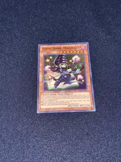 Yu-Gi-Oh Toon Dark Magician TDIL-EN032 Super - Image 1