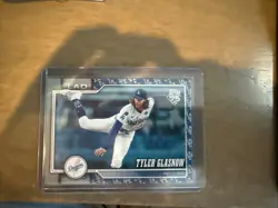 2026 Topps Series 2 TYLER GLASNOW #629 TEAM COLOR LOGO BORDER Dodgers - Image 1