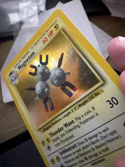 Magneton 9/102 Holo Rare Base Set Pokemon Card 1999 WOTC TCG - Image 2