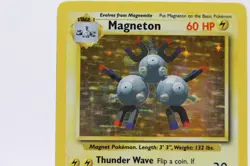 Pokemon TCG Magneton 9/102 Base Set Holo Rare 60 HP English 1999 - Image 2