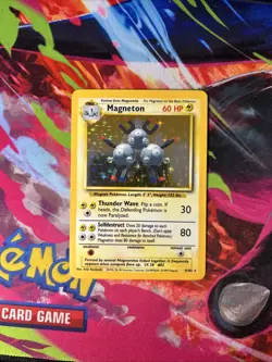 Pokemon TCG Magneton Base Set Holo Unlimited Rare Card 9/102 - Image 1
