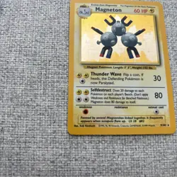 Pokemon TCG Magneton Holo Rare Card 9/102 Base Set Vintage WOTC - Image 5