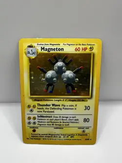 Pokemon TCG Magneton Holo Rare Base Set 9/102 Vintage Card - Image 1