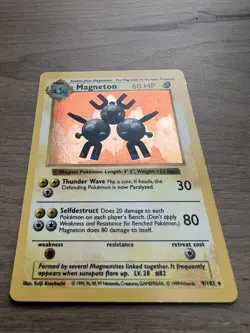 Pokemon TCG (Shadowless) Magneton Base Set 9/102 Holo Rare - Image 4