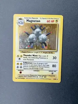 Pokemon TCG Magneton Base Set Holo Card 9/102 Unlimited Holo Rare - Image 1