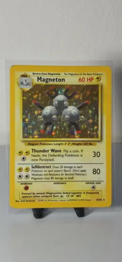 Pokemon TCG Magneton Card 9/102 Base Set Holo Rare Unlimited HP - Image 1
