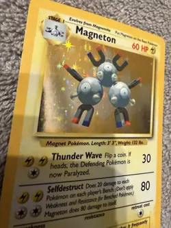 Pokemon TCG Magneton 9/102 Base Set Holo Rare 60 HP Stage 1 English 1999 - Image 2