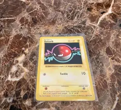 VOLTORB - Base Set - 67/102 - Common - Pokemon Card - Unlimited Edition - NM/LP - Image 1