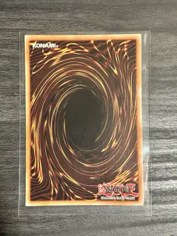 Yu-Gi-Oh! Dark Magician Girl Gold Rare 1st Edition MVP1-ENG56 LP - Image 3