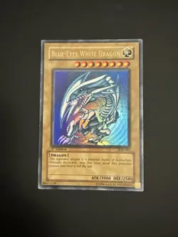 YuGiOh Blue Eyes White Dragon Starter Deck Kaiba SDK-001 1st Edition Rare Holo - Image 1