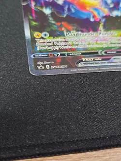 Jolteon VMAX SWSH184 SWSH: Sword & Shield Promo Cards Holo - Image 3