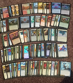 Magic the Gathering - Marvel Superheroes 200+ Card Lot Mythic, C, ,UC, T, L - Image 1