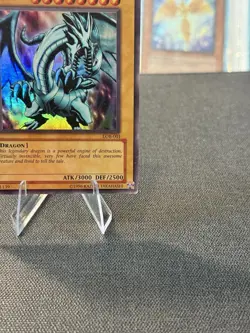 Yu-Gi-Oh! Blue-Eyes White Dragon #LOB-001 Unlimited Ultra Rare - Image 2