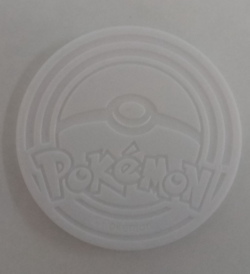 OFFICIAL POKEMON MEWTWO TOKEN FLIPPING COIN PLASTIC - PURPLE AND WHITE - Image 2