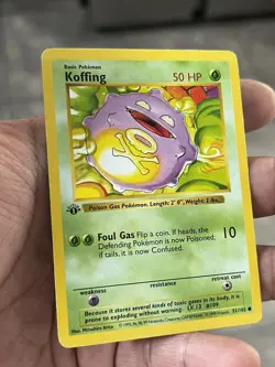 Pokemon TCG WOTC Koffing Base Set Shadowless 1st Edition vintage 1999 051/102 LP - Image 1
