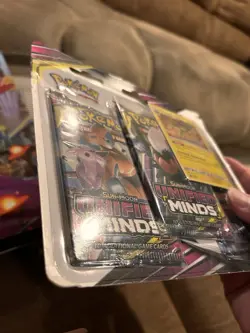 Pokemon TCG Sun & Moon Unified Minds 3-Pack Blister Vikavolt Promo Foil - Image 3
