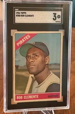 1966 Topps - Roberto Clemente #300 Called Bob on Card - Image 1