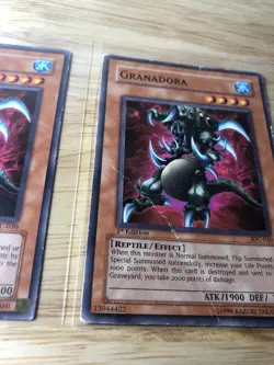 ( 2 ) 1996 Yugioh Yu Gi Oh 1st Edition Granadora IOC-030 13944422 - Image 5