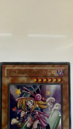 Yugioh Dark Magician Girl JUMP-EN010 Ultra Rare Limited Edition Promo NM - Image 2