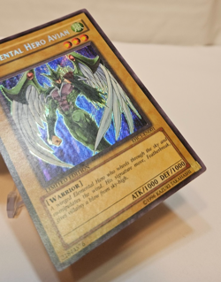 Elemental Hero Avian EHC1-EN001 Secret Rare Limited Edition Promo Yugioh 1981 - Image 5