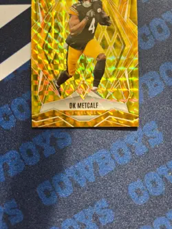 2025 Panini Phoenix - DK Metcalf #4 Yellow Pyramids SN 153/185 - Image 3