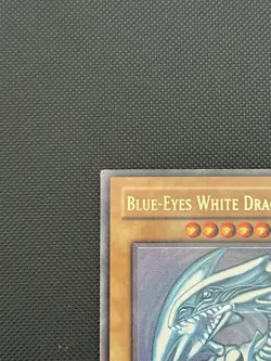 Blue-Eyes White Dragon SDK-001 1st Edition Ultra Rare - Image 2