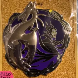 Disney Sleeping Beauty Maleficent Dragon Limited Edition LE 250 Pin - Image 3
