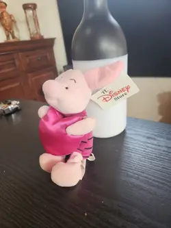 NWT UK Disney Store Winnie the Pooh Valentine Piglet Heart Bean Bag plush 8" - Image 3