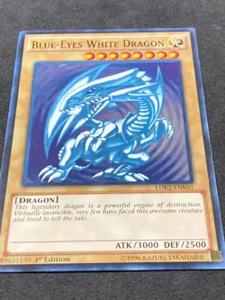 Blue-Eyes White Dragon (Version 2) LDK2-ENK01 Common Unlimited Yugioh TCG LP - Image 2