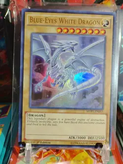 YUGIOH! Blue-Eyes White Dragon MVP1-EN055 MVP1-ENSV4 Ultra Rare 1st Edition NM - Image 1