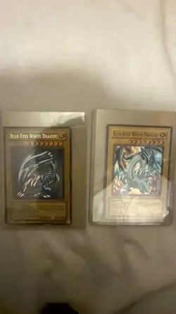Konami Yu-Gi-Oh! Blue-Eyes White Dragon SDK-001 1st Ed English Lot 2 - Image 1