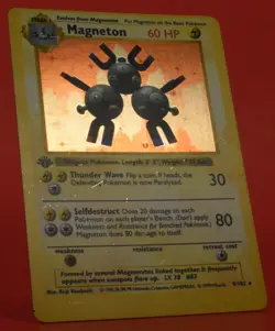 Pokemon TCG English Card Base Set 1st edition Magneton 9/102 Miscut Error - Image 3