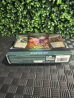 Magic MTG Universes Beyond: The Lord of the Rings Starter Kit - Has Shelf Wear 195166205717 - Image 5