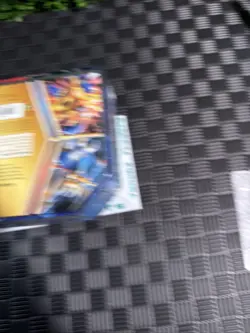 Pokemon TCG Legends of Galar Zamazenta V Tin Brand New Factory Sealed English - Image 3