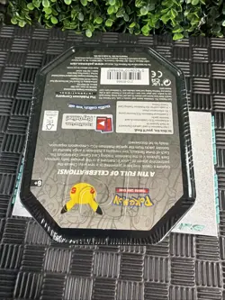 UPSIDE DOWN - Pokemon TCG 25th Anniversary Celebrations Tin Lance's Charizard V - Image 3