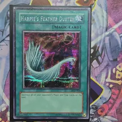 Yu-Gi-Oh! Harpie's Feather Duster SDD-003 Ultra Rare Foil Limited Edition - Image 1