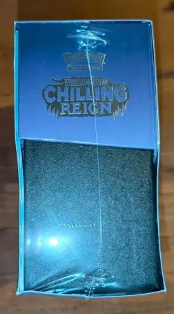 Pokemon TCG Sword & Shield Chilling Reign Elite Trainer Box ETB Sealed - Image 3