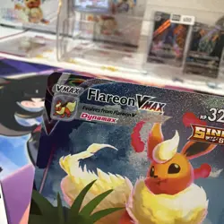 Flareon VMAX SWSH180 SWSH: Sword & Shield Promo Cards Holo - Image 2