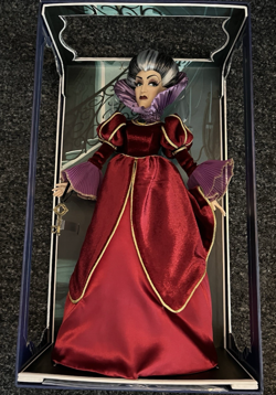 Disney Store Limited Edition 17" Cinderella Lady Tremaine Doll COA 234/1500 New - Image 3