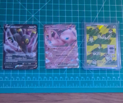 Pokemon TCG 3-Card Lot Umbreon V 094/203 Mew ex 151/165 Pidgey 207/165 - Image 1