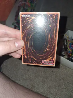 Blue-Eyes White Dragon (Version 1) Legendary Decks ( Will Take Offers) - Image 2