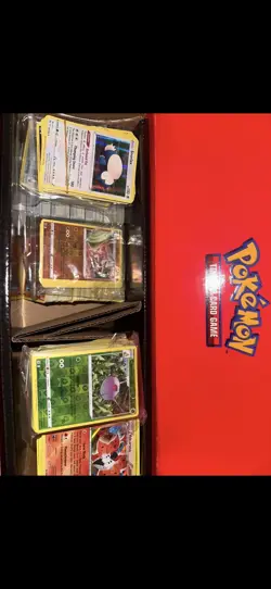Pokemon 1500 Card Bundle holo/reverses included + 1000 MTG cards + 500 Japanese - Image 3
