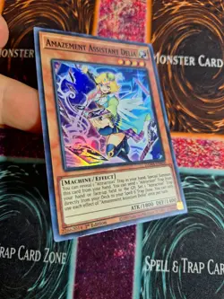 Yu-Gi-Oh! TCG Amazement Assistant Delia DAMA-EN020 Super Rare 1st Ed Near Mint - Image 2