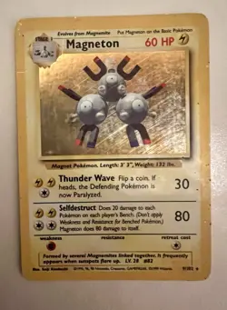Pokemon Magneton Rare Holo Vintage Base Set WOTC TCG Trading Card Damaged 9/102 - Image 1