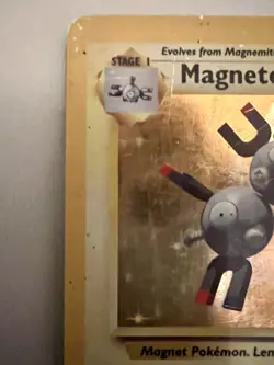 Pokemon Magneton Rare Holo Vintage Base Set WOTC TCG Trading Card Damaged 9/102 - Image 3