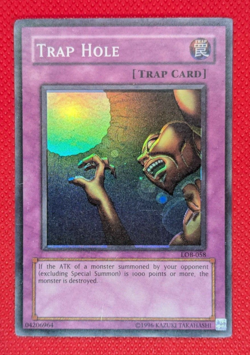 YU-GI-OH! LOB-058 Trap Hole Legend of Blue Eyes White Dragon Super Rare PL - Image 1