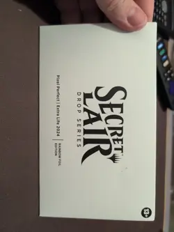 Secret Lair - Pixel Perfect: Extra Life 2024 - Rainbow Foil Edition Mtg Magic - Image 1